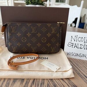 Louis Vuitton Monogram Pochette Accessories